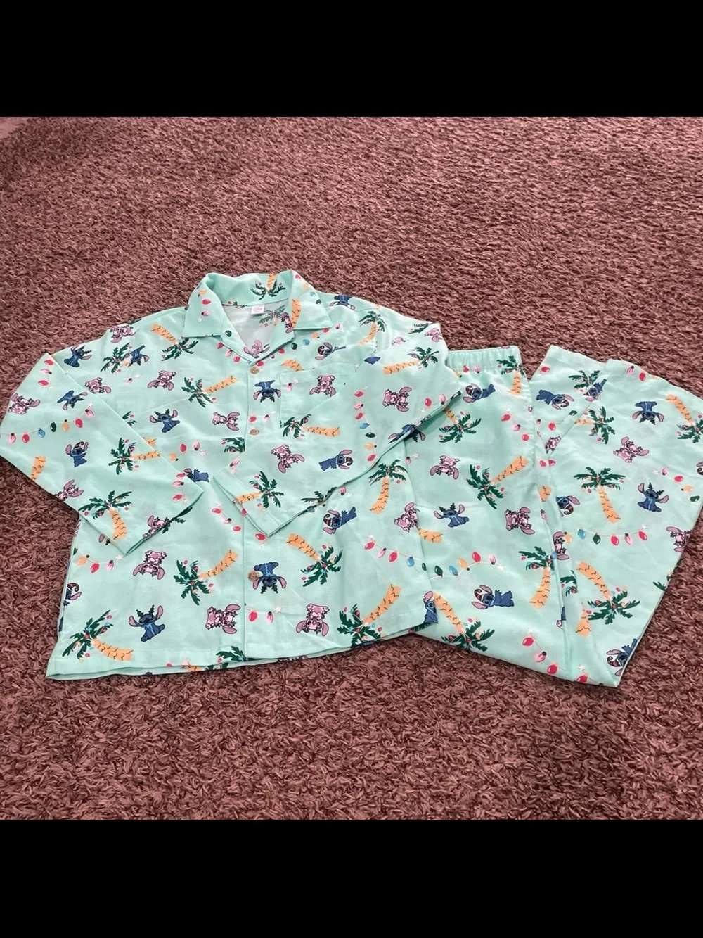 Old Navy X Disney Christmas stitch two piece pajama set kids XL